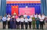 Phường Bình Dương tổ chức Hội nghị trao Quyết định về công tác tổ chức cán bộ.