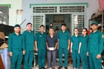 Ban Chỉ huy Quân sự phường Bình Dương thăm, tặng quà các gia đình chính sách nhân kỷ niệm Ngày Thương binh – Liệt sĩ
