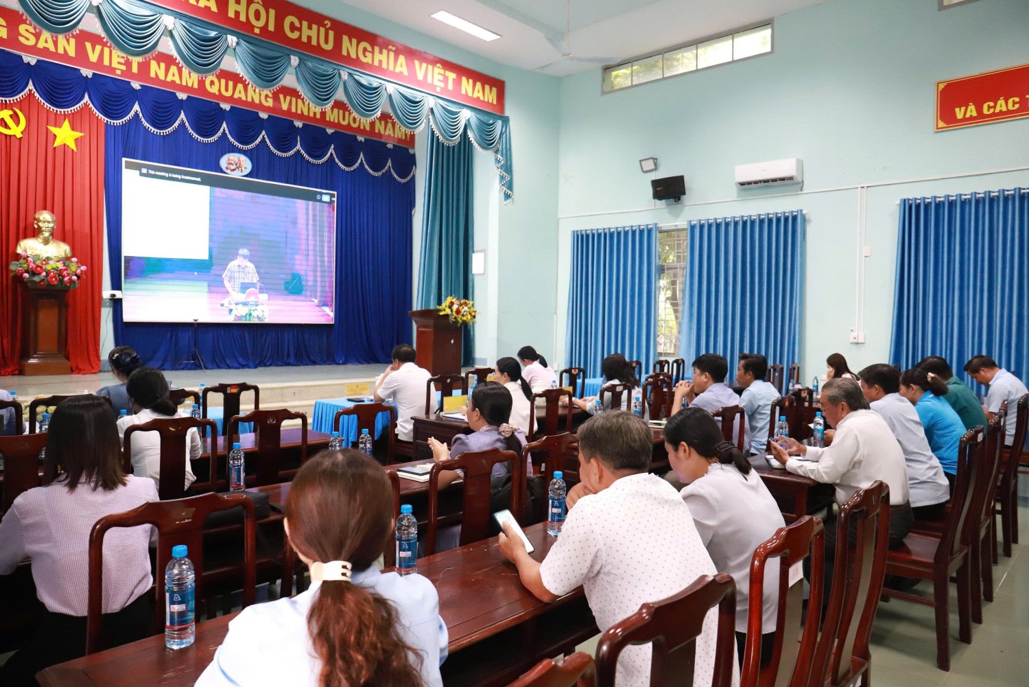 PHƯỜNG BÌNH DƯƠNG: THAM DỰ LỚP TẬP HUẤN CHO ĐẠI BIỂU HỘI ĐỒNG NHÂN DÂN (HĐND) CẤP XÃ NHIỆM KỲ 2021 - 2026