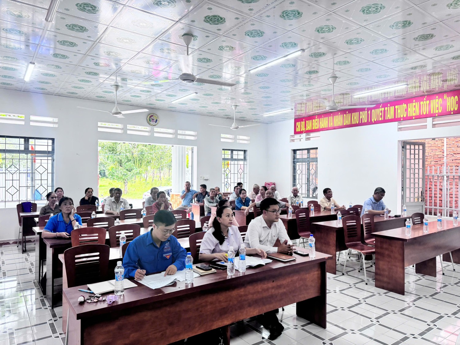 z7193737829309 adb99a28fe9a4782e86acb87c6966056