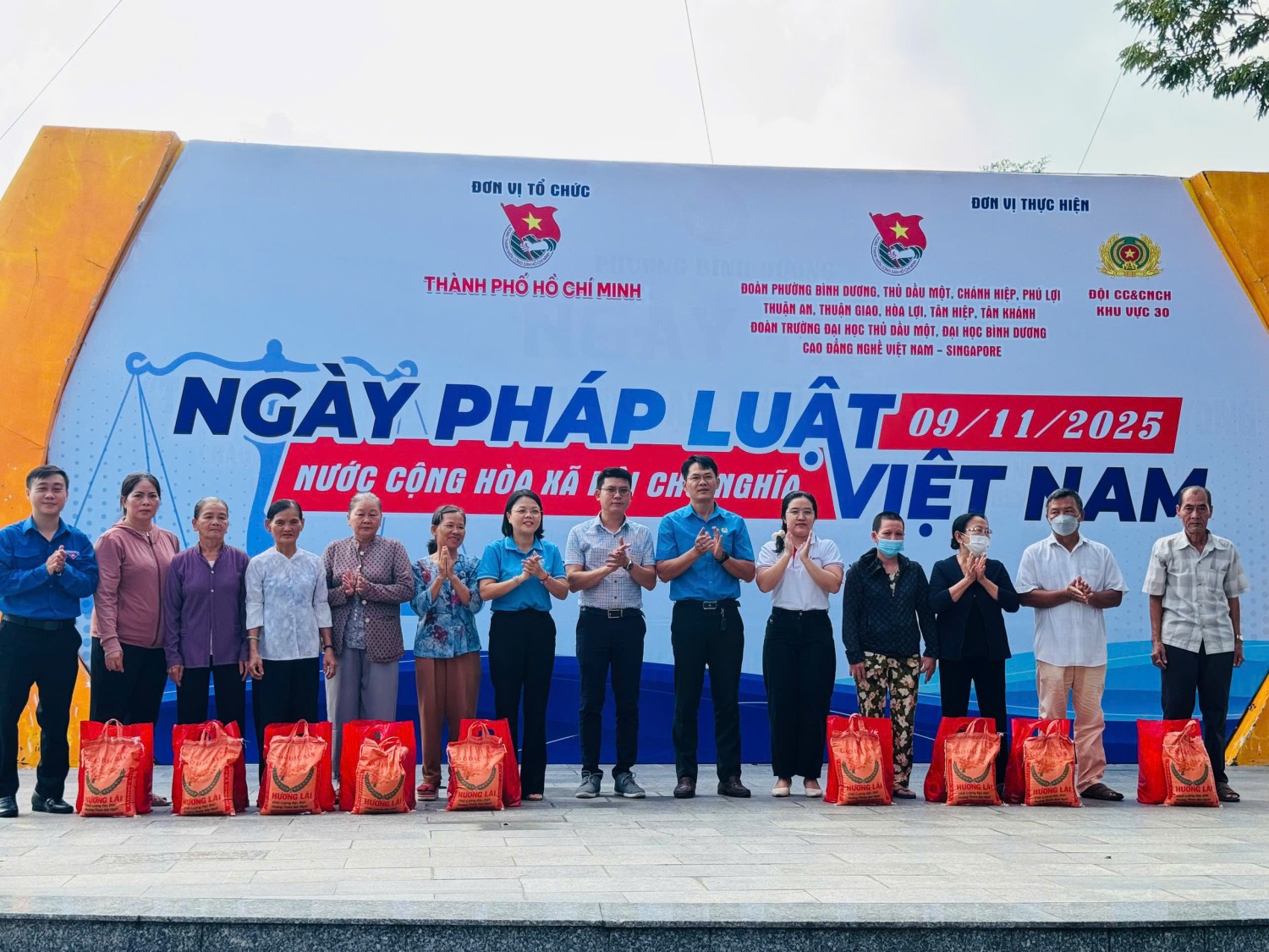 z7204657802226 e39554145d998f8744fbf88c8b258c96