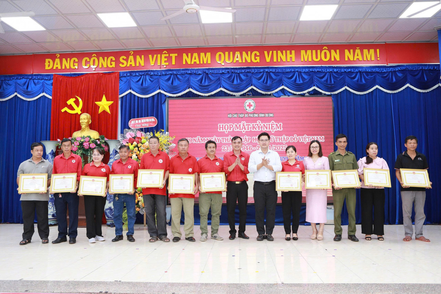 z7253158122248 74c3767dfa1287d32ad311b301972351