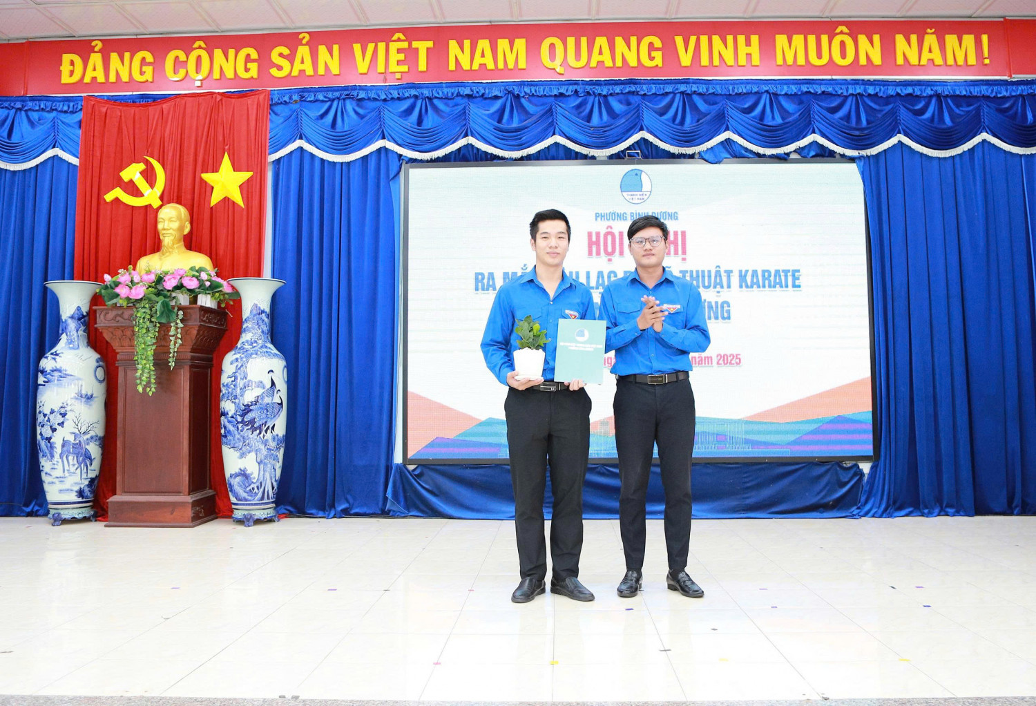 z7300937594577 1bec6b0a4bf4ef81c8c9998e4c67782c