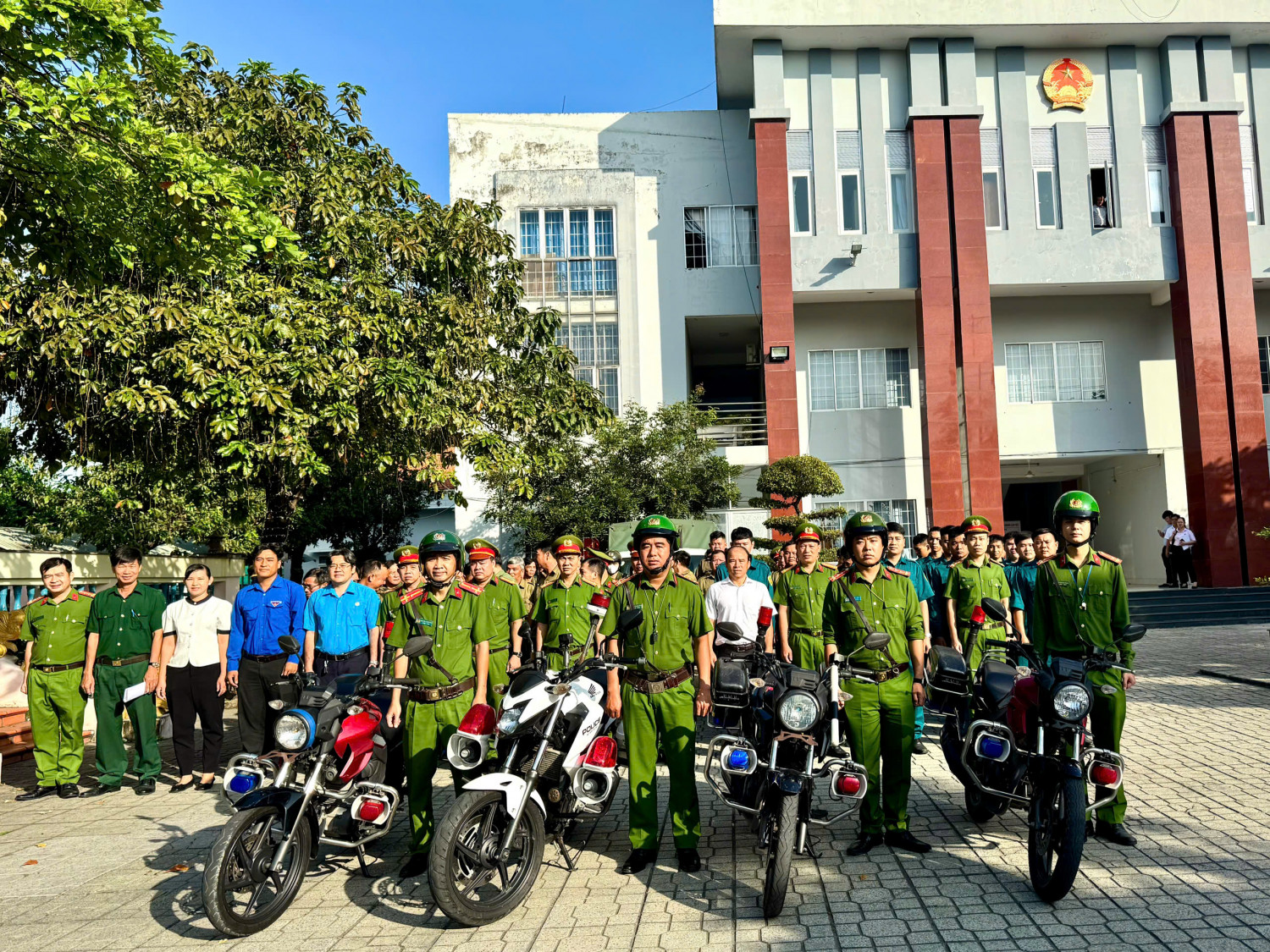 z7318690178347 ca8de74fc2a1a707e6eb1c79831e24f1