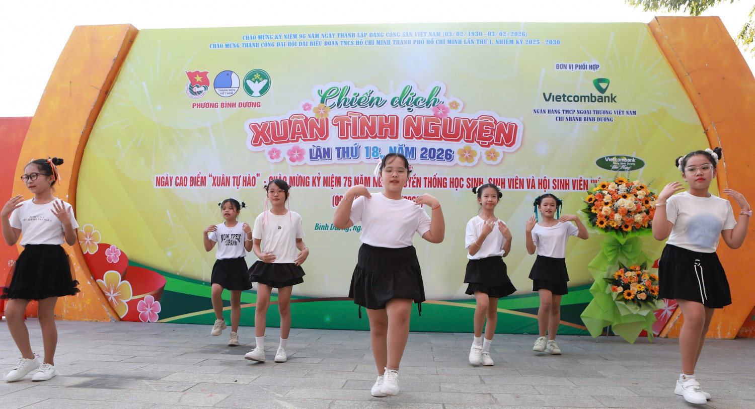 z7415543013718 88125629af44a958ebb25f0df82f9b3b