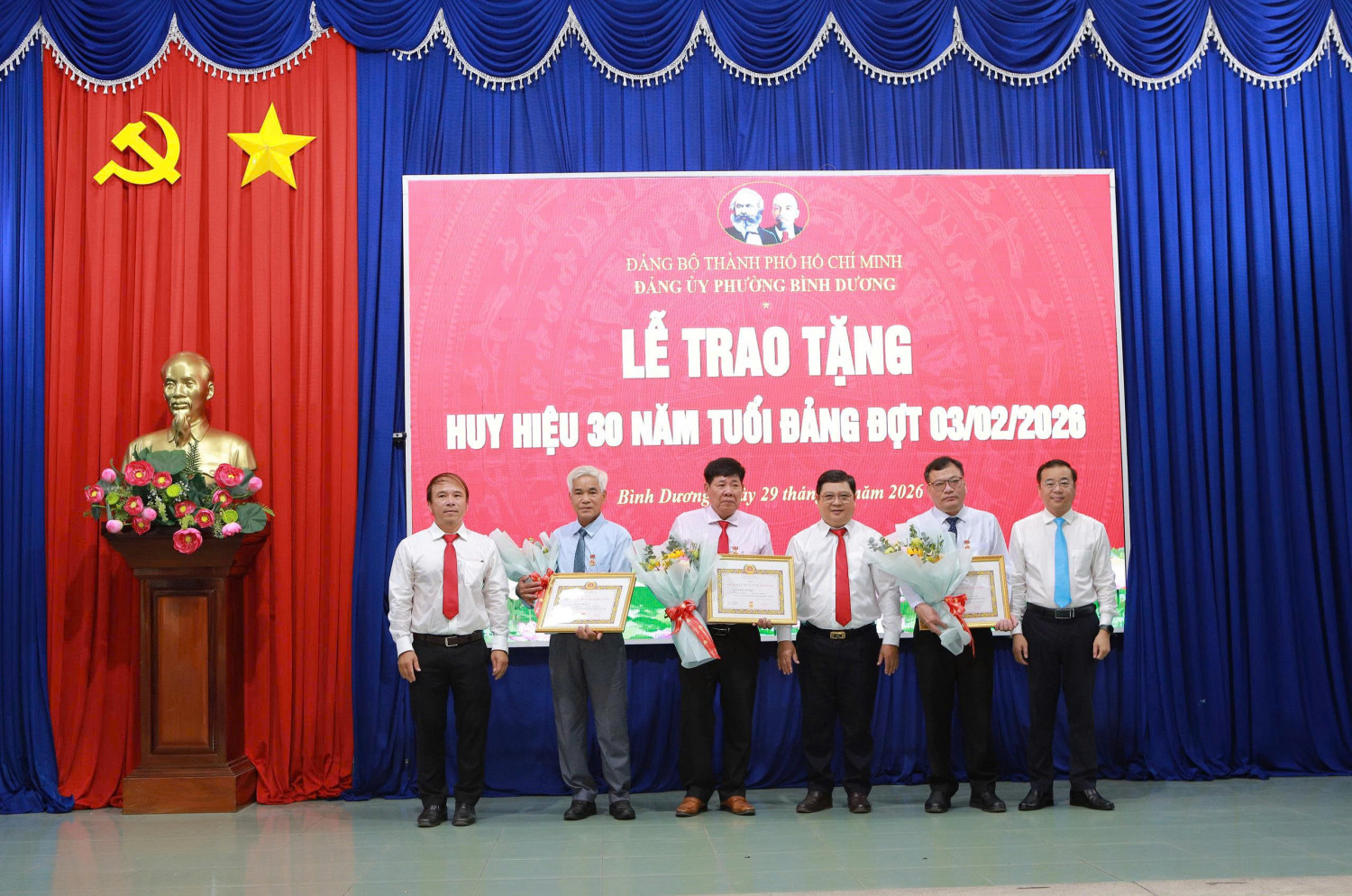 z7480447102738 08e519666e8f9f43f16c1b460e8cda3a