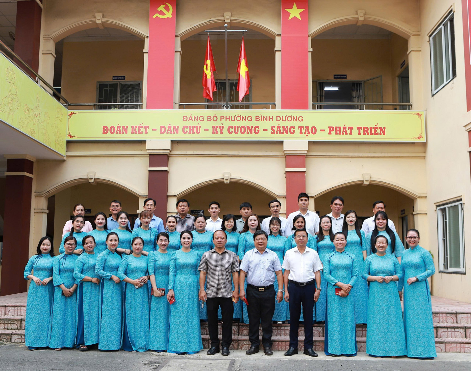 z7589212108261 01e3d9fe9887e93cb3ebe28610d8ce57