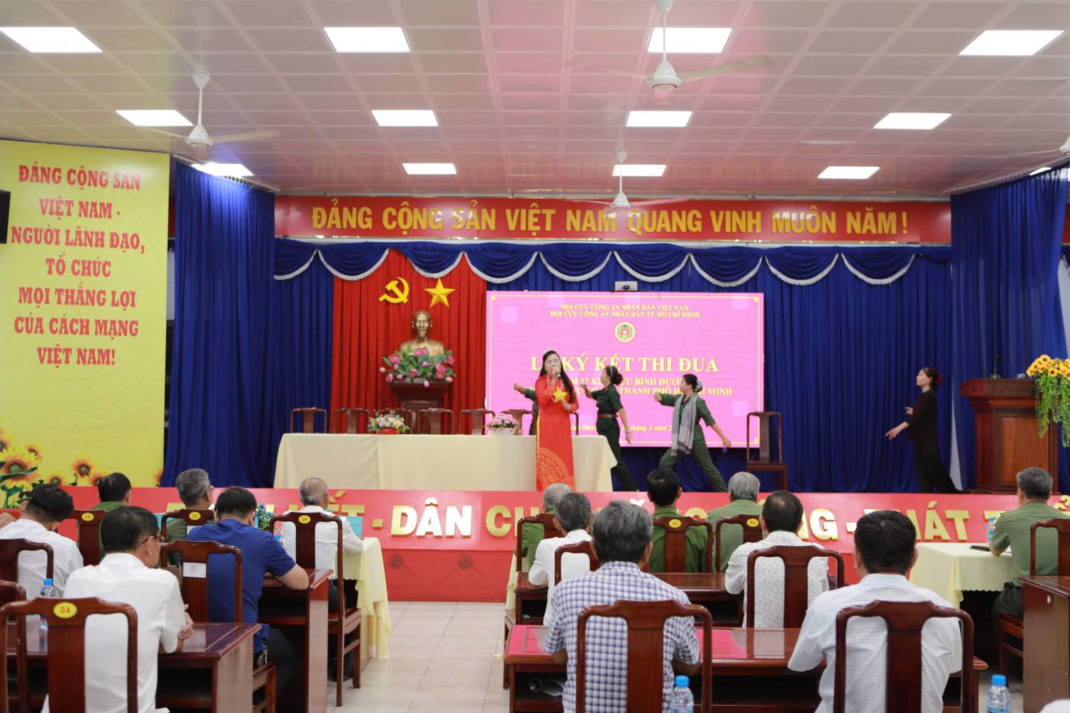 z7594173299069 830ed75139041690074c3f1afc59303a